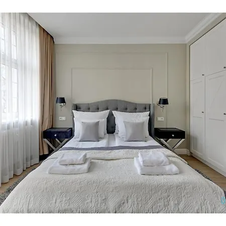 Libertas Premium At Old Town Apartmán *